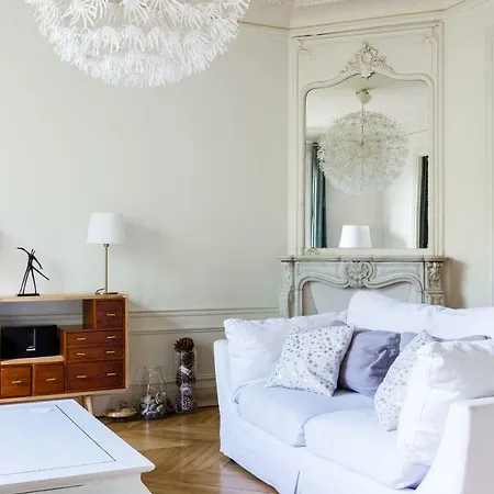 Rue Charles Baudelaire Ii By Onefinestay Daire Paris
