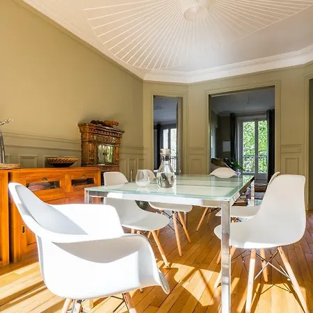 Rue Charles Baudelaire Ii By Onefinestay * Paris