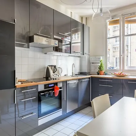 Daire Rue Charles Baudelaire Ii By Onefinestay Paris